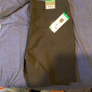 Hilary Radley Black Bermuda Mid-rise